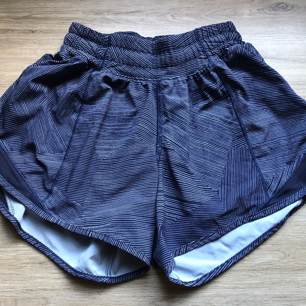 Lululemon Running shorts sz 2